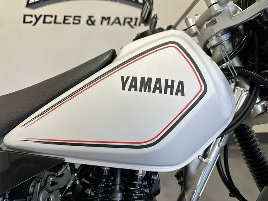 2027 Yamaha TW200