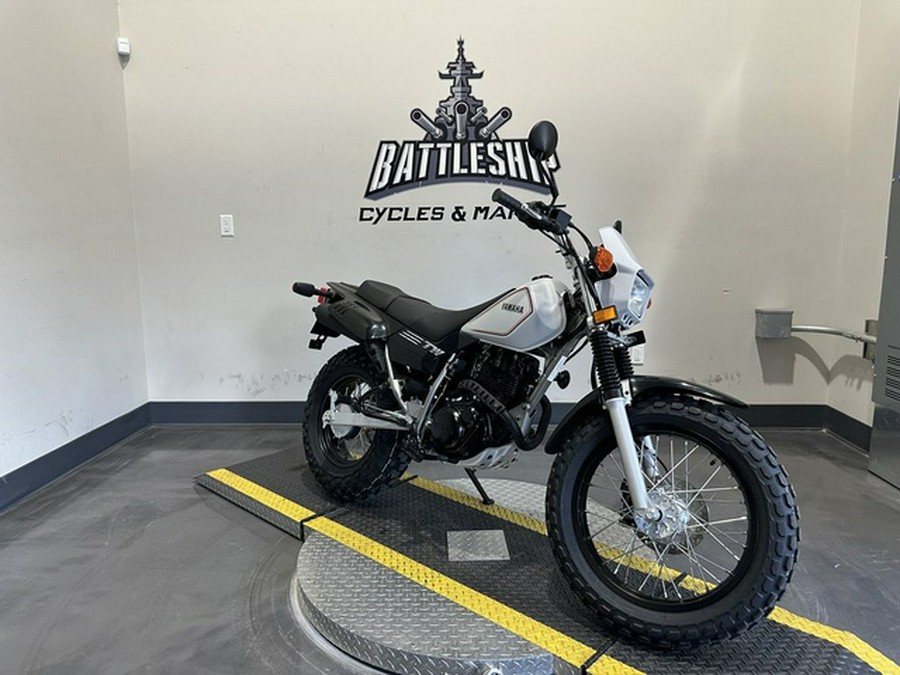 2027 Yamaha TW200