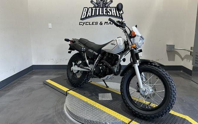 2027 Yamaha TW200