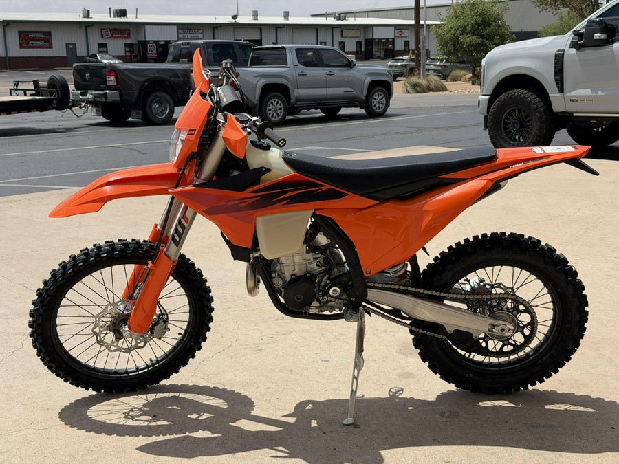 2027 KTM 450 XCF-W