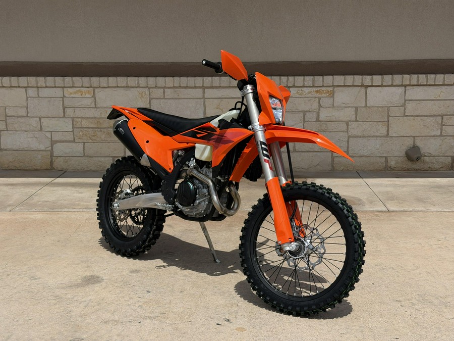2027 KTM 450 XCF-W