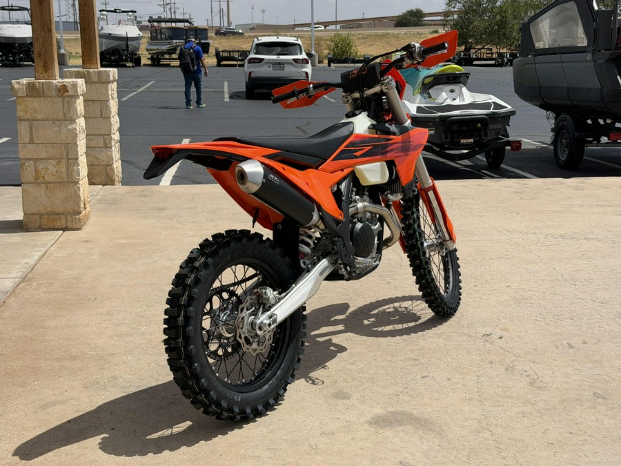 2027 KTM 450 XCF-W