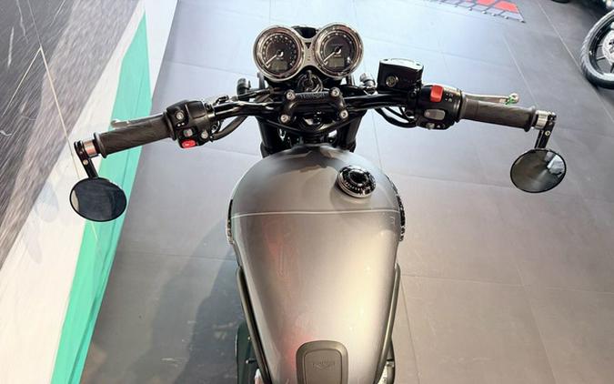 2025 Triumph Bonneville T120 Black Graphite / Matte Graphite