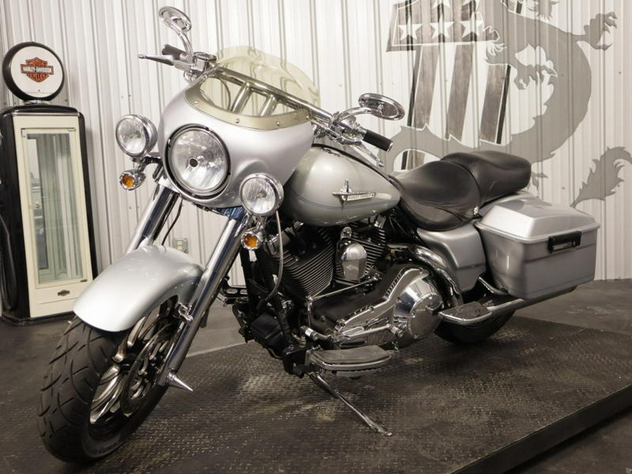 2005 Harley-Davidson® FLHRCI - Road King® Classic