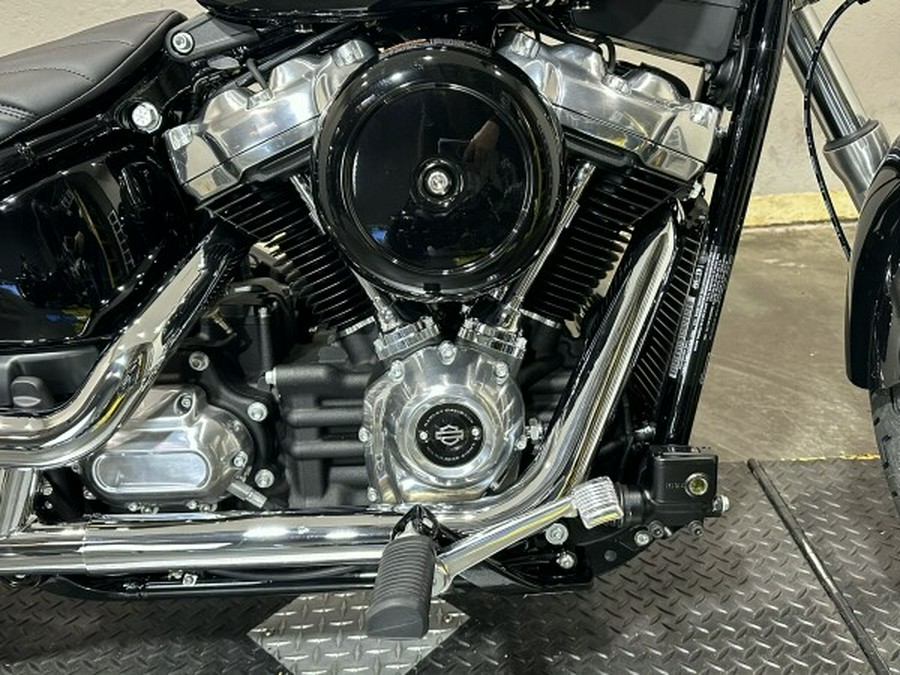 Harley-Davidson Softail Standard 2024 FXST 84508102 VIVID BLACK
