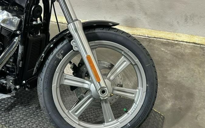 Harley-Davidson Softail Standard 2024 FXST 84508102 VIVID BLACK