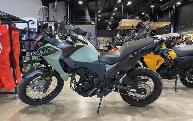 2023 Kawasaki 300 VERSYS X ABS GRY/GRN