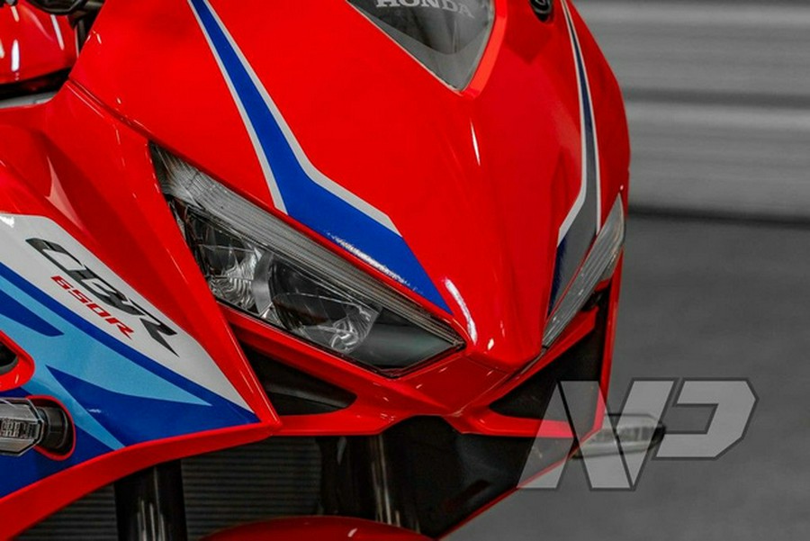 2025 Honda CBR650R E-Clutch