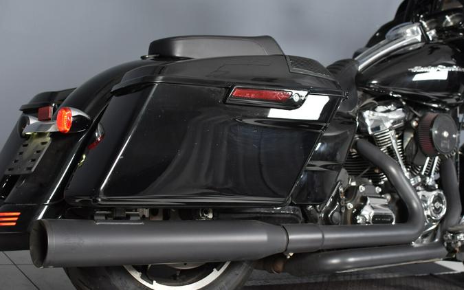 2017 Harley-Davidson Road Glide Special