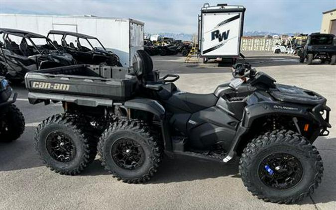 2026 Can-Am Outlander MAX 6x6 Backcountry 1000R