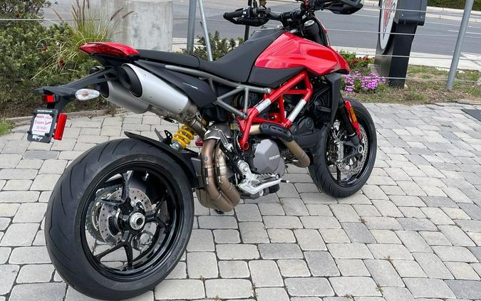 2025 Ducati Hypermotard 950 Ducati Red