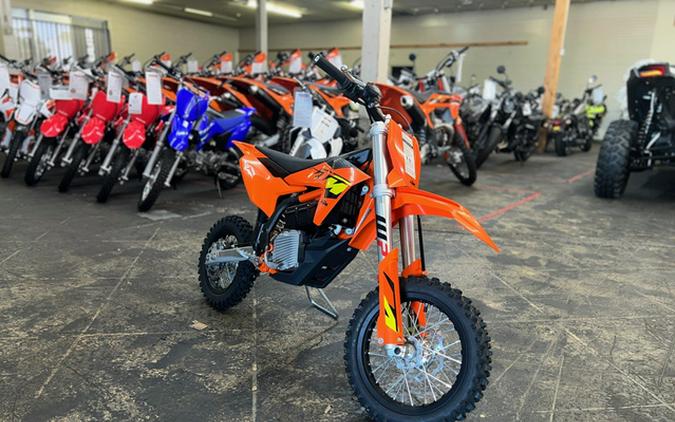 2027 KTM SX E 5