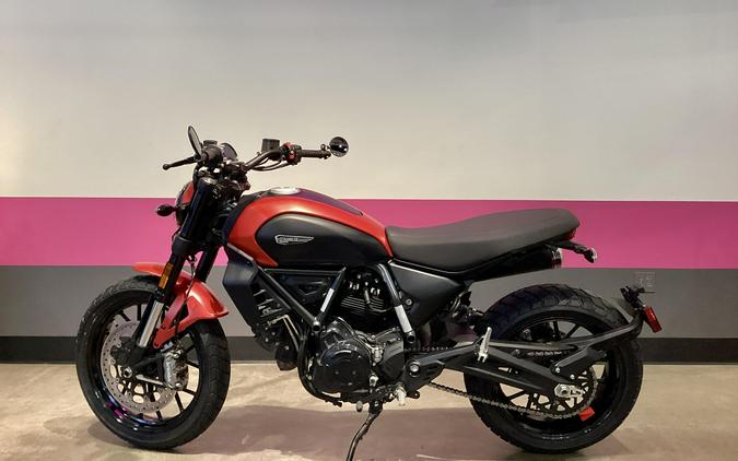 2025 Ducati Scrambler Icon