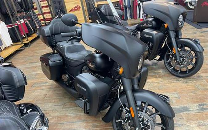 2024 Indian Motorcycle Roadmaster® Dark Horse® with PowerBand Audio Package