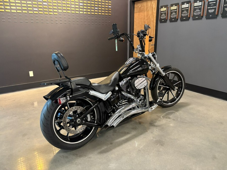 2013 Harley-Davidson® Breakout® Vivid Black