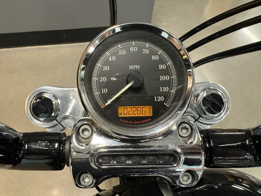 2013 Harley-Davidson® Breakout® Vivid Black