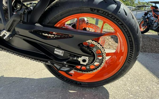 2024 KTM 890 SMT