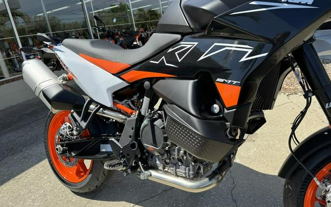 2024 KTM 890 SMT