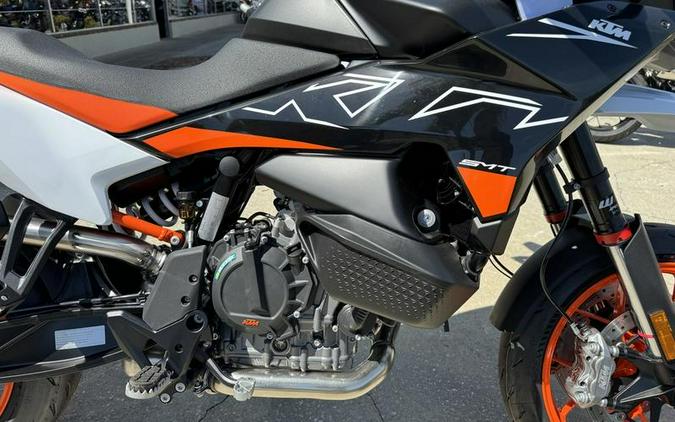 2024 KTM 890 SMT