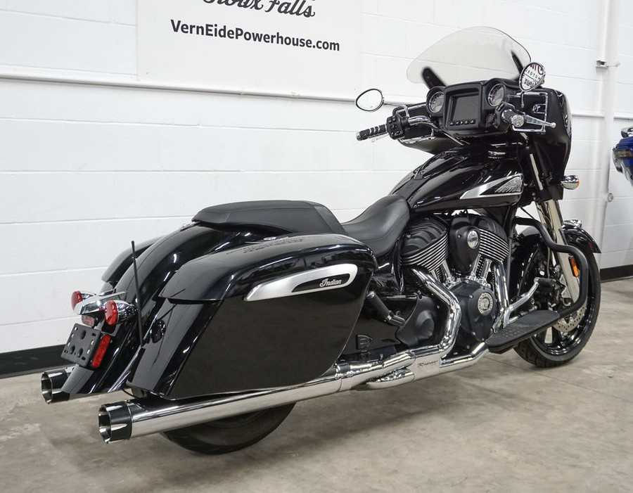 2022 Indian Motorcycle® Chieftain® Black Metallic