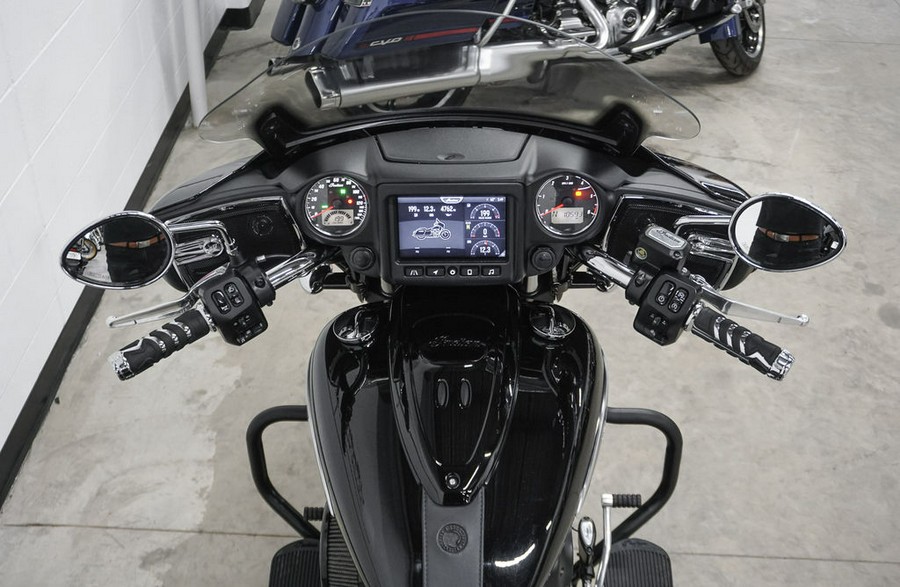 2022 Indian Motorcycle® Chieftain® Black Metallic