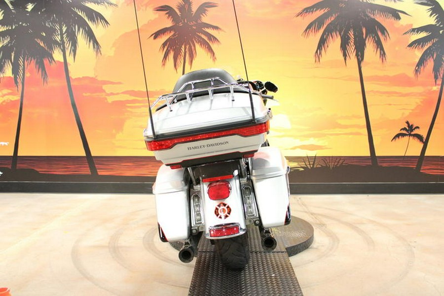 2015 Harley-Davidson® FLHTKL - Ultra Limited Low