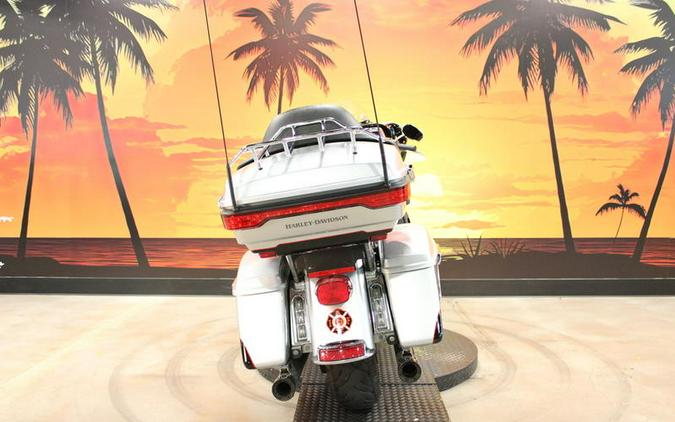 2015 Harley-Davidson® FLHTKL - Ultra Limited Low