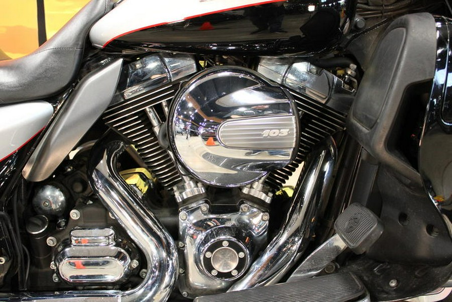 2015 Harley-Davidson® FLHTKL - Ultra Limited Low