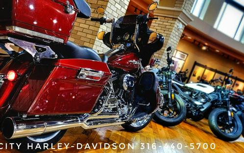 USED 2010 Harley-Davidson® Street Glide®, FLHX