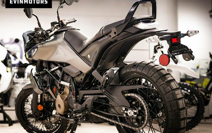 2024 Husqvarna Motorcycles SVARTPILEN 401