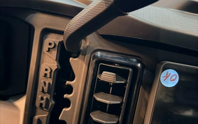 2027 Can-Am Defender XU Limited HD11