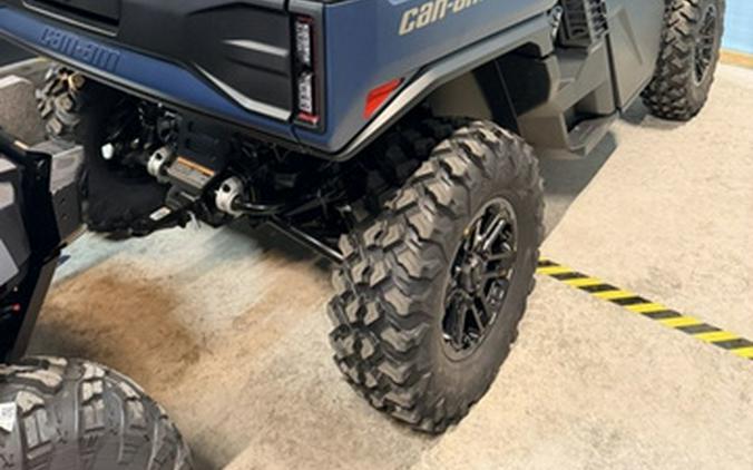 2027 Can-Am Defender XU Limited HD11