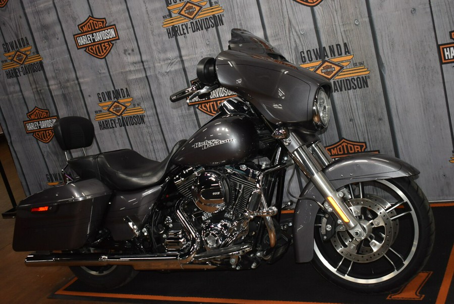 FLHXS 2015 Street Glide Special