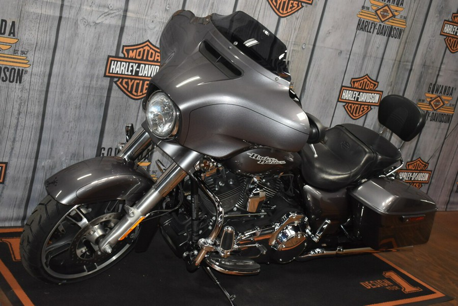 FLHXS 2015 Street Glide Special