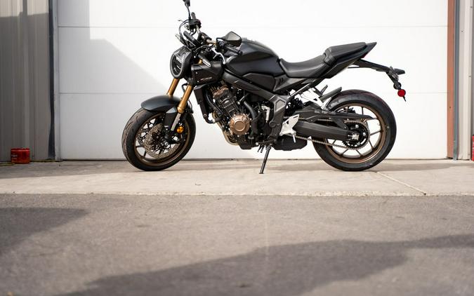 2026 Honda® CB650R E-Clutch