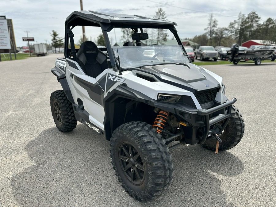 2022 Polaris GENERAL® XP 1000 Deluxe