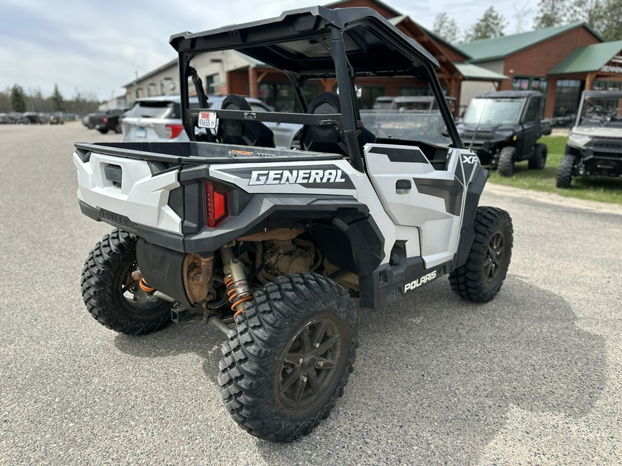 2022 Polaris GENERAL® XP 1000 Deluxe