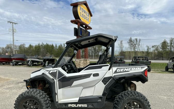 2022 Polaris GENERAL® XP 1000 Deluxe