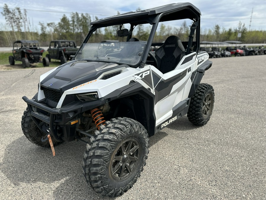 2022 Polaris GENERAL® XP 1000 Deluxe