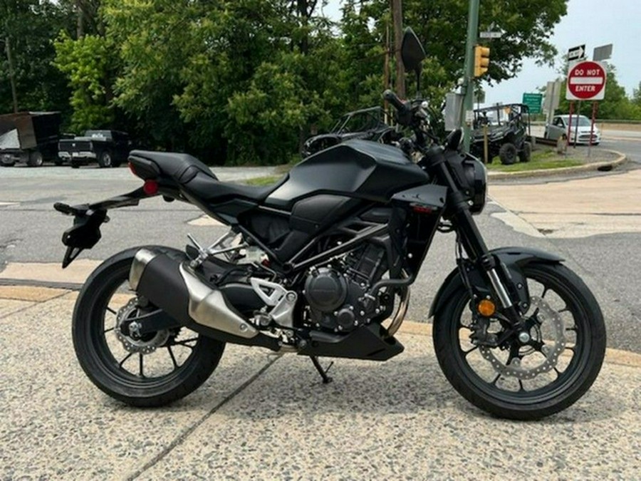 2025 Honda CB300R