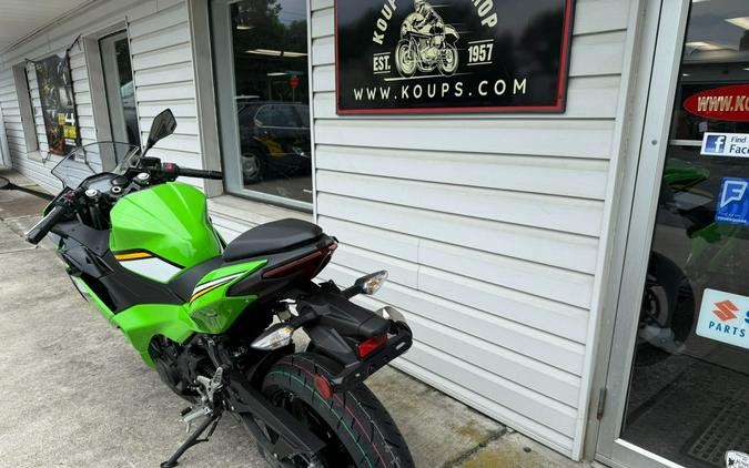 2025 Kawasaki Ninja 500 KRT Edition