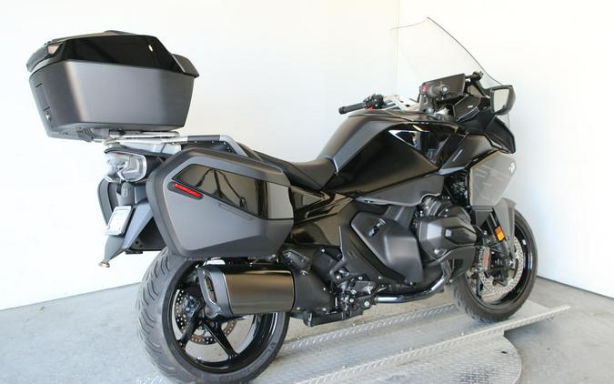 2026 BMW Motorrad R 1300 RT