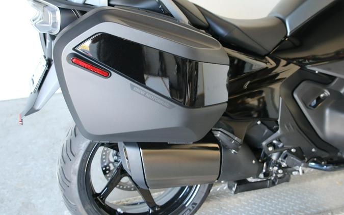 2026 BMW Motorrad R 1300 RT