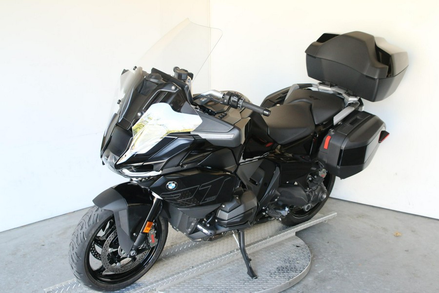 2026 BMW Motorrad R 1300 RT
