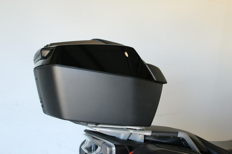 2026 BMW Motorrad R 1300 RT