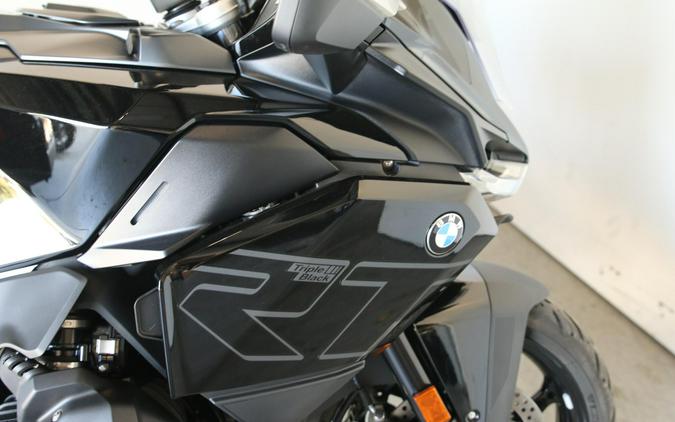 2026 BMW Motorrad R 1300 RT