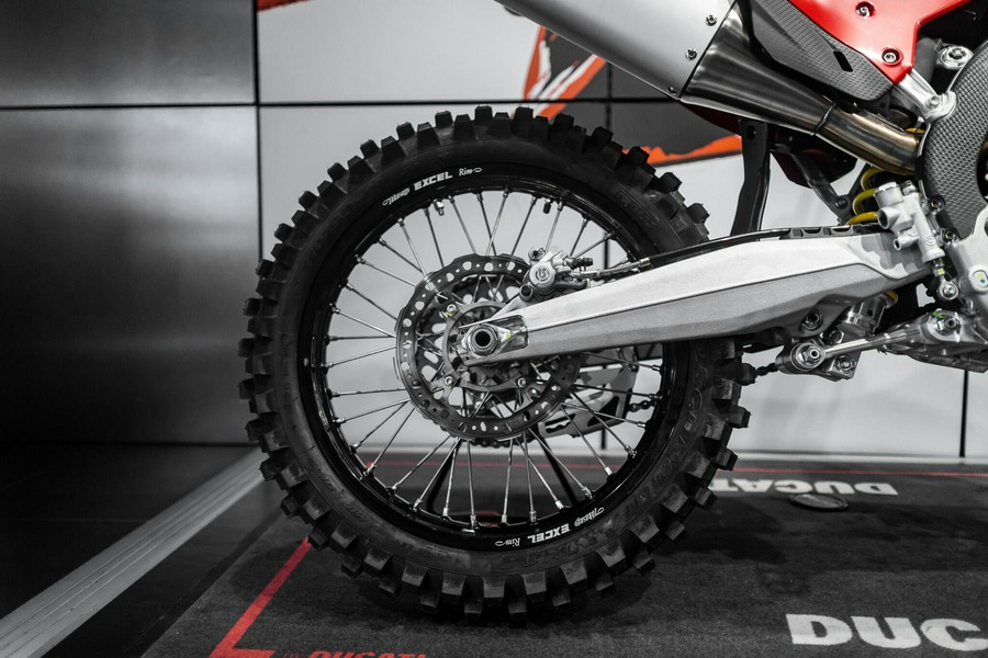 2026 Ducati Desmo MX 450