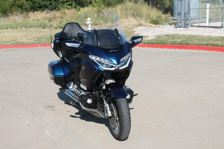 2019 Honda® Gold Wing Tour Pearl Hawkseye Blue