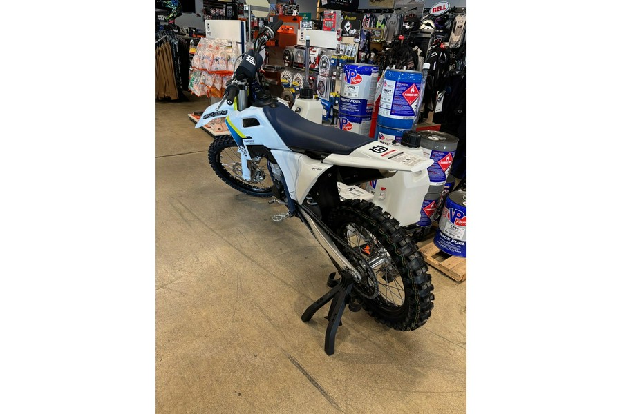 2025 FC 450 - Husqvarna Motorcycles