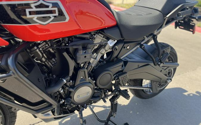 2026 Harley-Davidson® RA1250S Pan America® Blood Orange